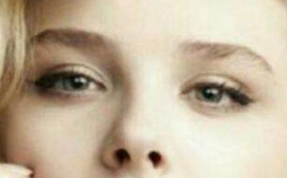 Chloe Moretz eye color