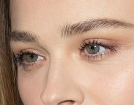 Chloe Moretz eye color