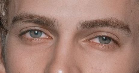 Hayden Christensen eye color