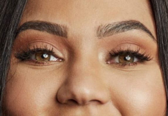 Ayesha Curry eye color