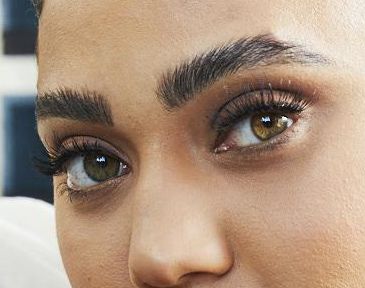 Ayesha Curry eye color