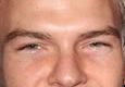 Alan Ritchson eye color