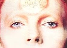 David Bowie eye color