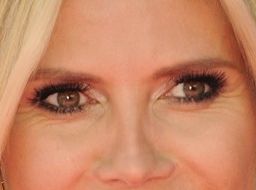 Heidi Klum eye color