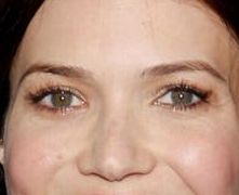 Mandy Moore eye color