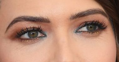 Mandy Moore eye color