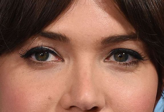 Mandy Moore eye color