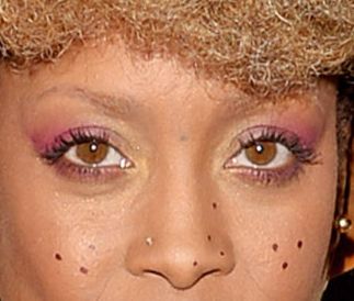 Erykah Badu eye color