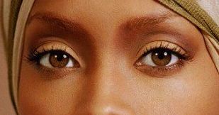 Erykah Badu eye color