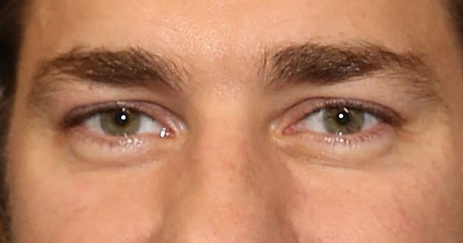 John Krasinski eye color