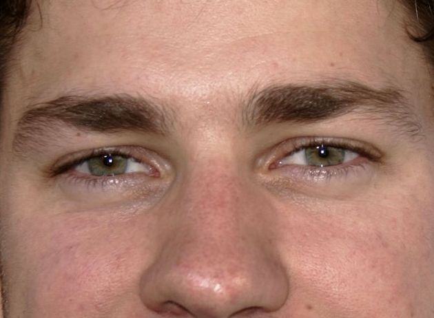 John Krasinski eye color