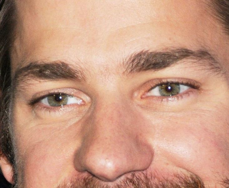 John Krasinski eye color