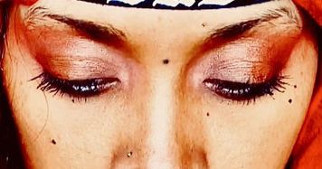 Erykah Badu eye color