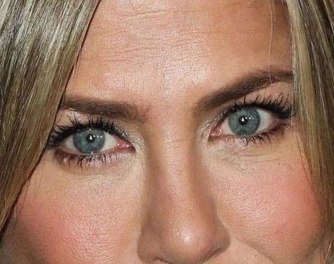 Jennifer Aniston eye color