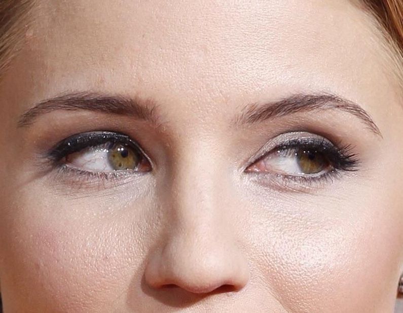 Dianna Agron eye color