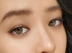 Highdee Kuan eye color