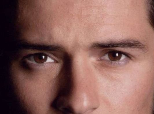 Orlando Bloom eye color