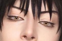 Toji Fushiguro eye color