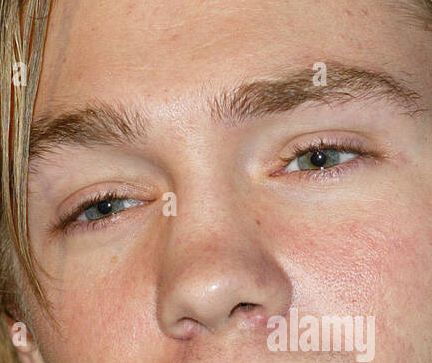 Chad Michael Murray eye color