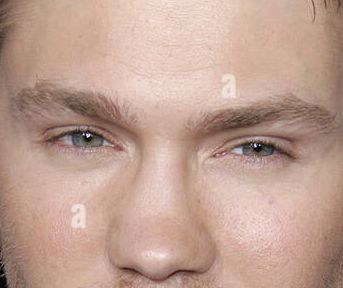 Chad Michael Murray eye color