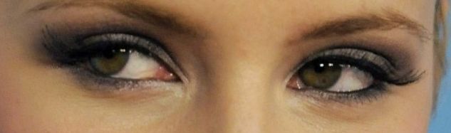 Dianna Agron eye color