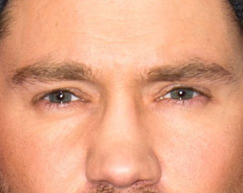 Chad Michael Murray eye color