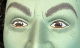 Elphaba eye color