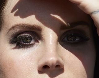 Lana Del Rey eye color