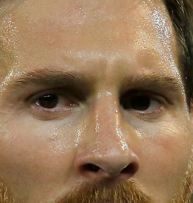 Lionel Messi eye color