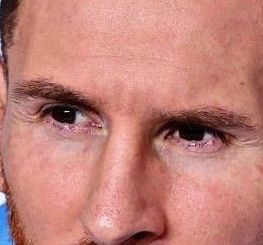 Lionel Messi eye color