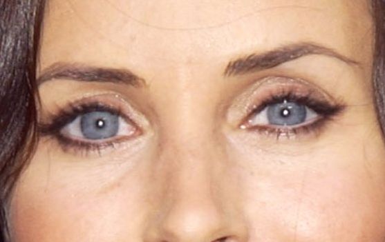 Courteney Cox eye color