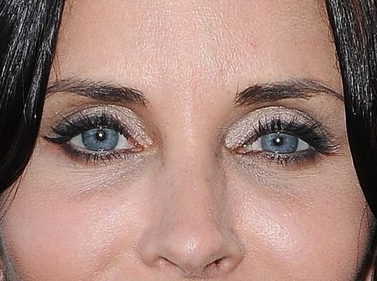 Courteney Cox eye color