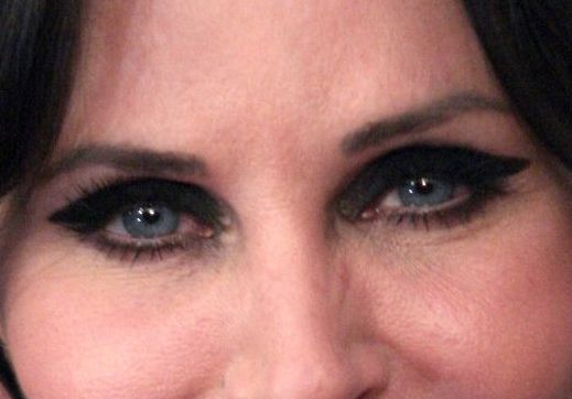 Courteney Cox eye color