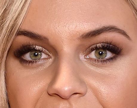 Kelsea Ballerini eye color