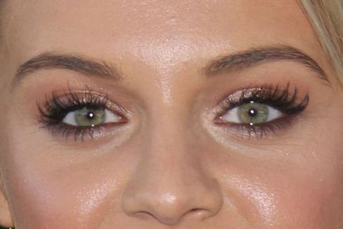 Kelsea Ballerini eye color