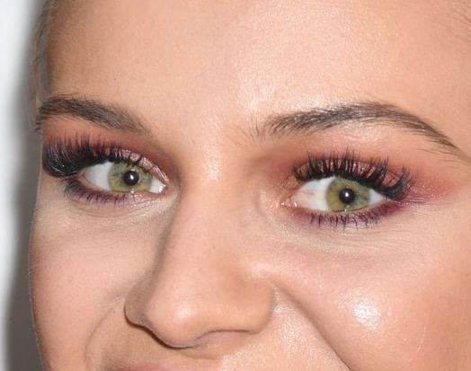 Kelsea Ballerini eye color