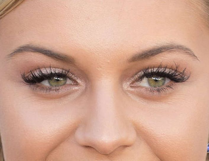 Kelsea Ballerini eye color