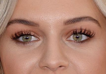 Kelsea Ballerini eye color