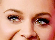 Kelsea Ballerini eye color