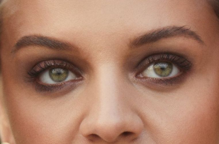 Kelsea Ballerini eye color