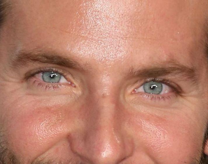 Bradley Cooper eye color