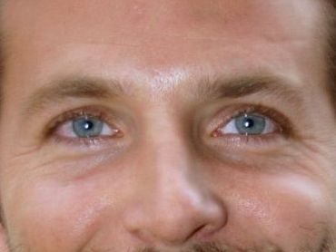 Bradley Cooper eye color