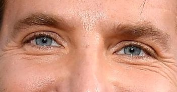 Bradley Cooper eye color