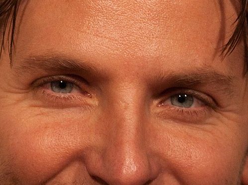 Bradley Cooper eye color