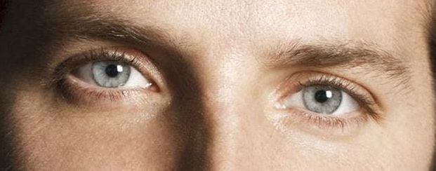 Bradley Cooper eye color