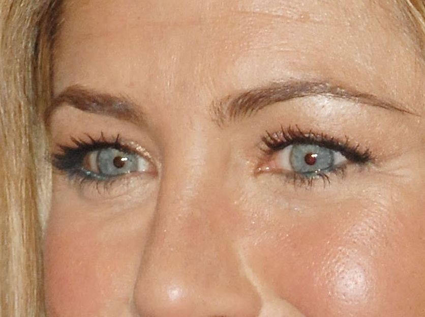 Jennifer Aniston eye color