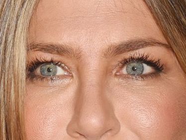 Jennifer Aniston eye color