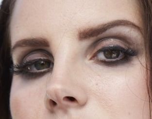 Lana Del Rey eye color