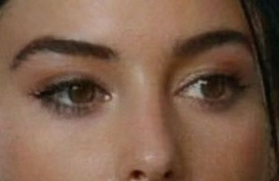 Monica Bellucci eye color