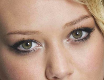 Hilary Duff eye color